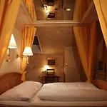 Bellevue - Traditional Swiss Hideaway Wengen