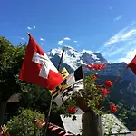 Bellevue - Traditional Swiss Hideaway