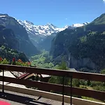Bellevue - Traditional Swiss Hideaway