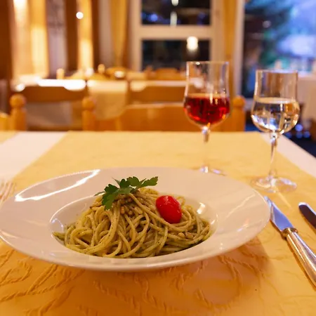 Bellevue - Traditional Swiss Hideaway Hotel 3*