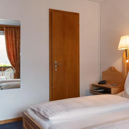 Hotel Bellevue - Traditional Swiss Hideaway Wengen
