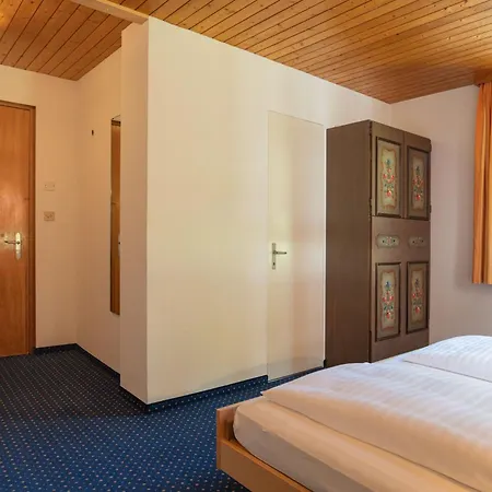 Bellevue - Traditional Swiss Hideaway 3*