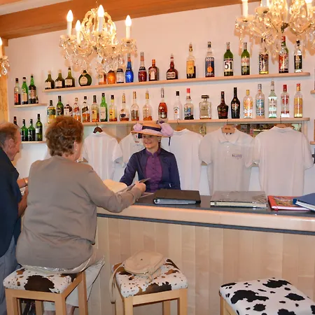 酒店 Bellevue - Traditional Swiss Hideaway