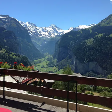 Bellevue - Traditional Swiss Hideaway