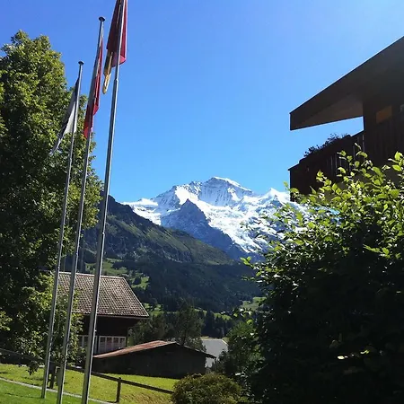 Bellevue - Traditional Swiss Hideaway Βένγκεν