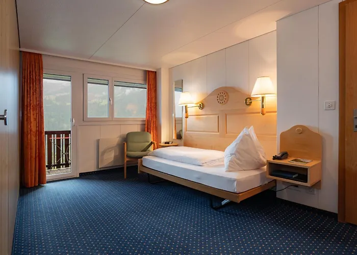 Hotel Bellevue - Traditional Swiss Hideaway 3*