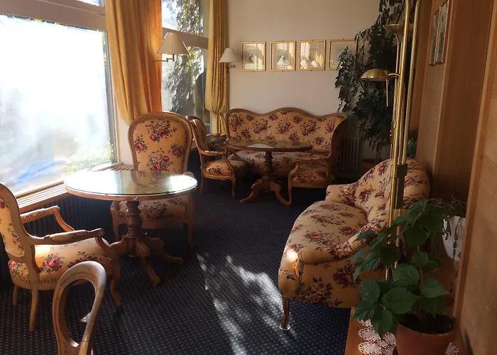 Bellevue - Traditional Swiss Hideaway Hotel 3*