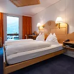 Bellevue - Traditional Swiss Hideaway 벤겐