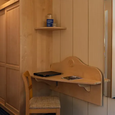 Bellevue - Traditional Swiss Hideaway Szálloda 3*