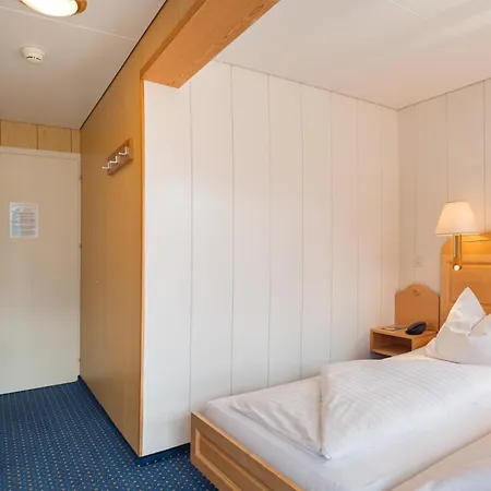 Bellevue - Traditional Swiss Hideaway Wengen