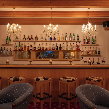 Bellevue - Traditional Swiss Hideaway Wengen